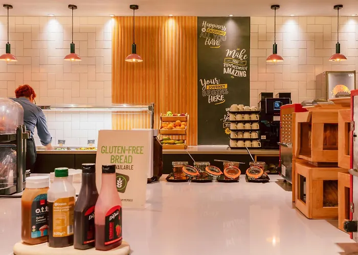 Hotel Hampton By Hilton London Park Royal